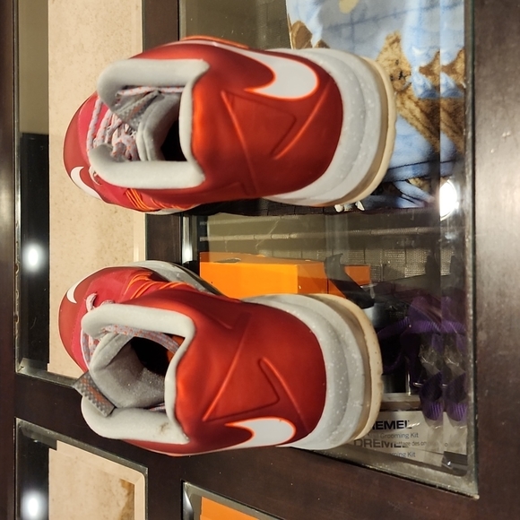 Nike LeBron X Low - Picture 4 of 5